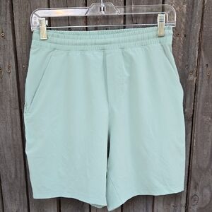 Lululemon Men's Light Green Shorts